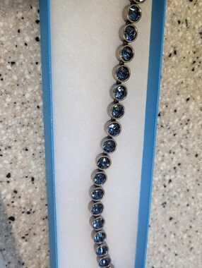 Touchstone By Swarvorski Braclet